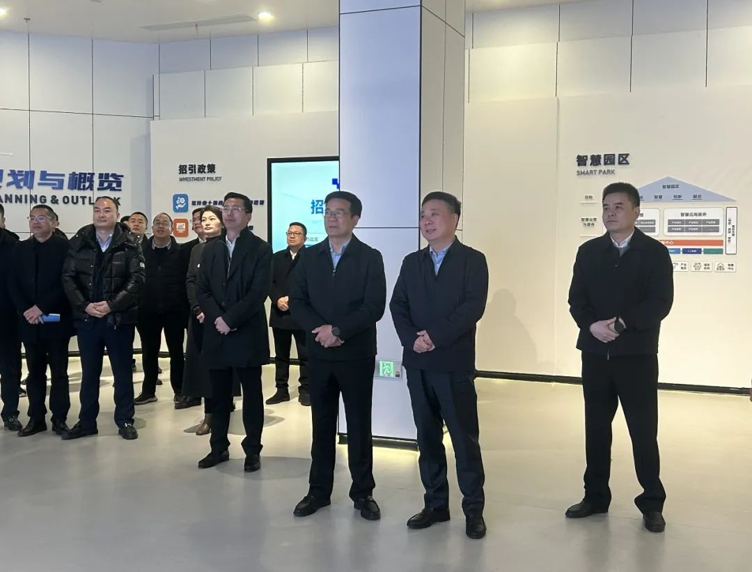 ���˴�ί��(hu��)�����Ρ�¹�ǅ^(q��)ί��(sh��)ӛ�׺���һ�Ё�(l��i)�����{(di��o)��